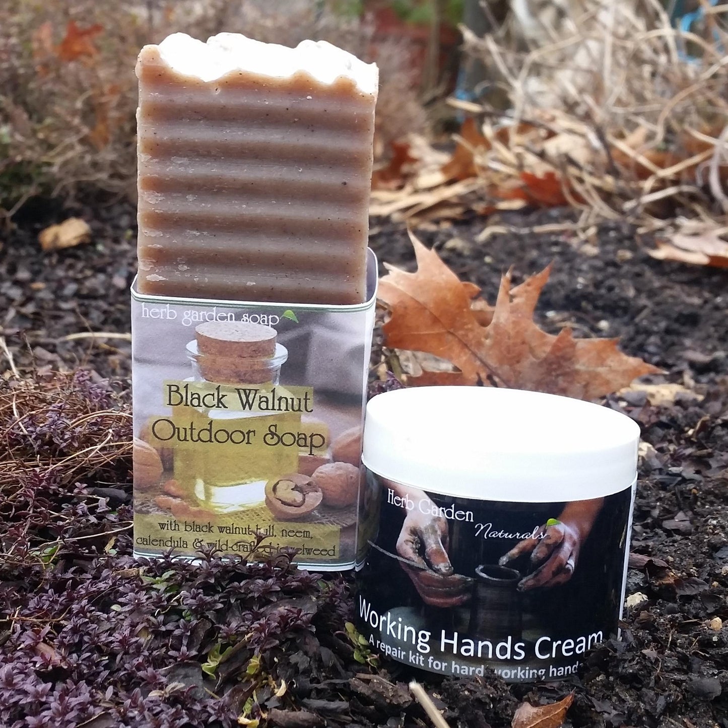 Working Hands - a Serious Skin Repair Kit (for hands and feet!)